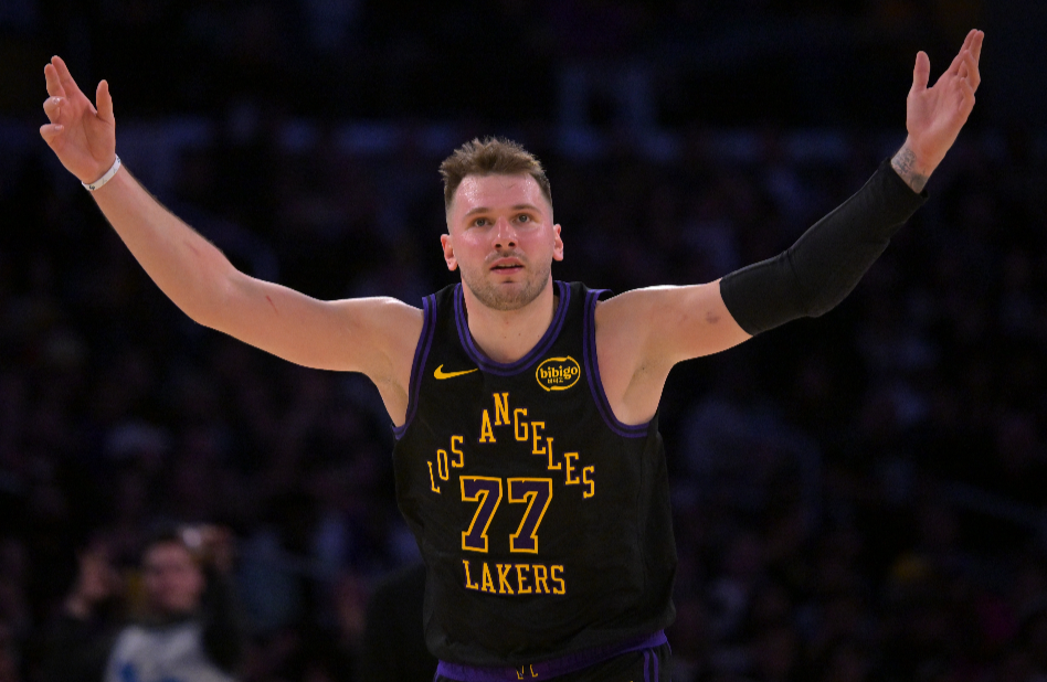 乐鱼-湖人129-118战胜公牛 球员评价：3人优秀，4人良好，2人崩盘